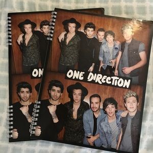 Two 1D spiral notebooks